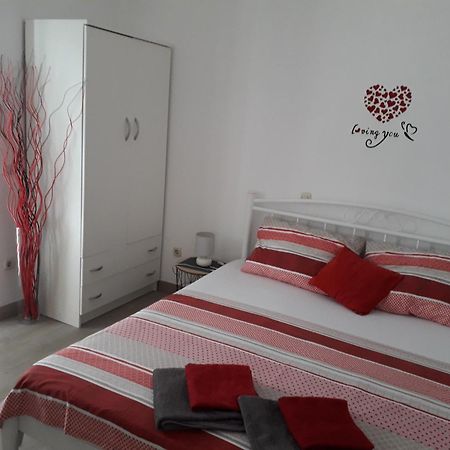 Private Accommodation Carevic ドゥブロブニク 部屋 写真