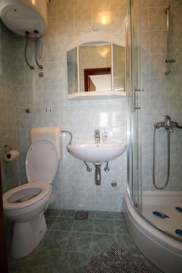 Private Accommodation Carevic ドゥブロブニク エクステリア 写真
